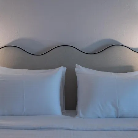 Acropolis Hotel