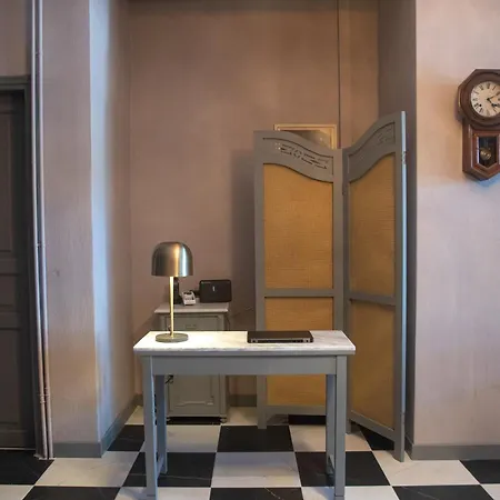 ホテル Acropolis 2*